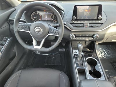 2021 Nissan Altima 2.5 SV Sedan